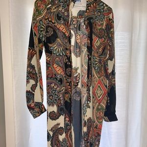 Boohoo Size 4 (small) Paisley Button Up Duster